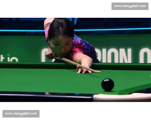 女子台球精彩对决：挑战极限技巧与智慧的巅峰对决展现独特魅力